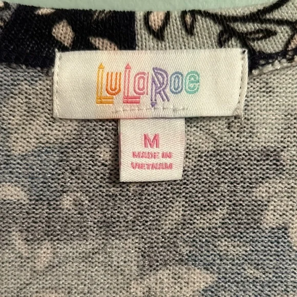 LuLaRoe Sarah Size Medium Cardigan/Duster/Sweater Long Sleeve - Picture 2 of 8